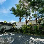 Kanda Villa